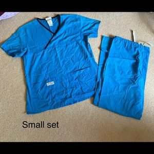 Blue Urbane Scrub Set